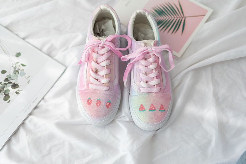 Harajuku style girl hand-painted canvas shoes YV90089