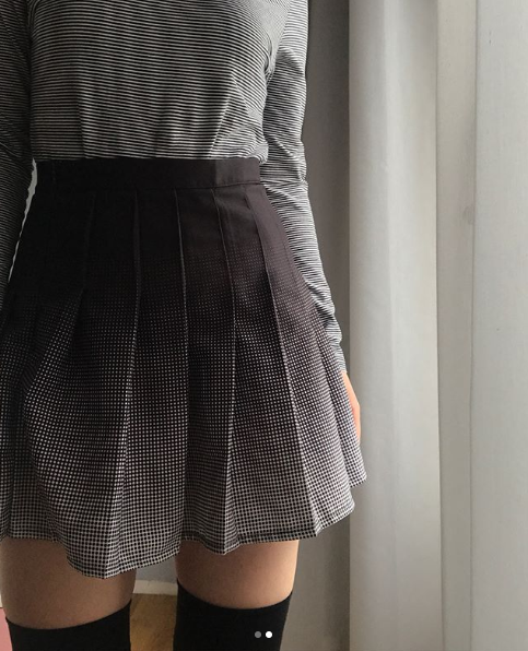 Review For Gradient Pleated Skirt YV2048