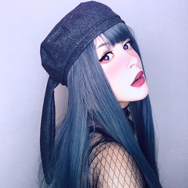 Review for Blue gray long straight fluffy wig YV40472