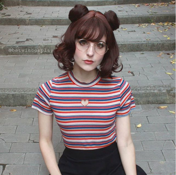 Review For Wild Love Hollow T-Shirt Female YV578 main image 1