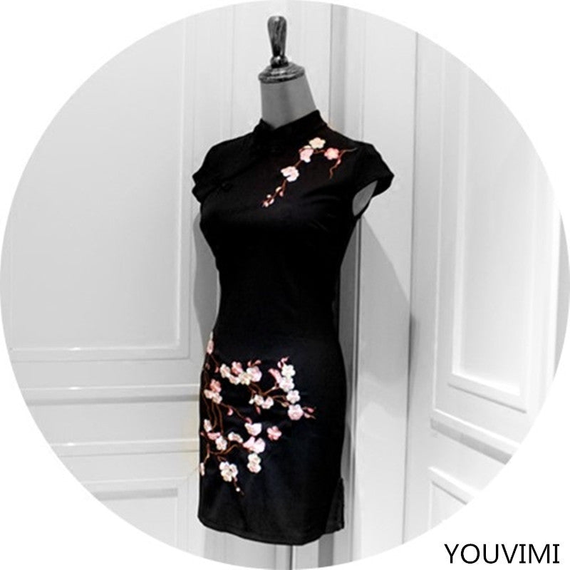 Embroidery slim art dress yv515