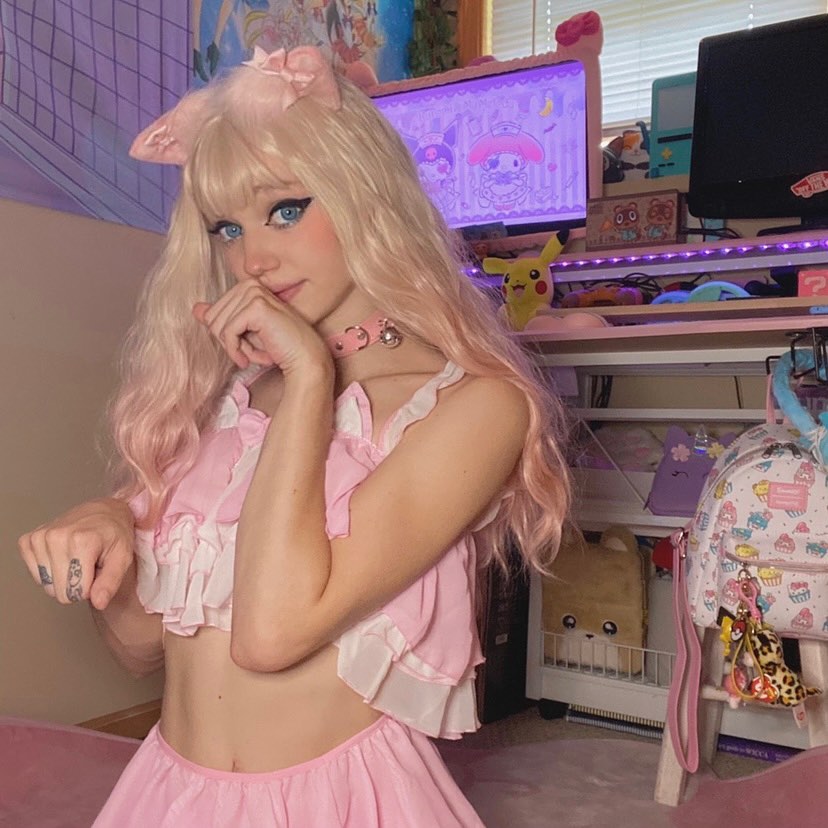 Review for  Youvimi pastel Lolita Grey Pink Wig YV42741