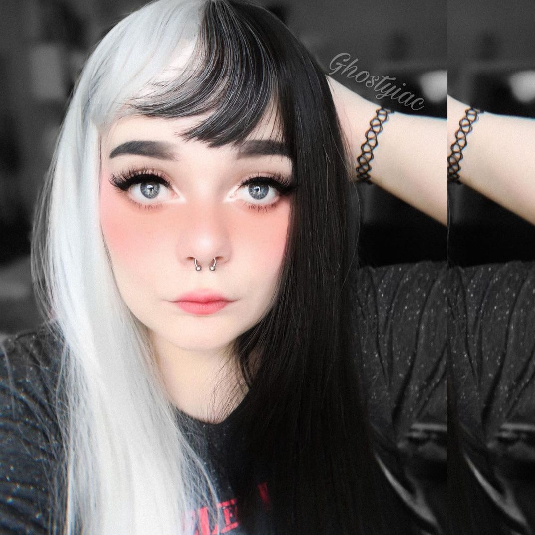 Review for Punk half black half white long wig YV40711